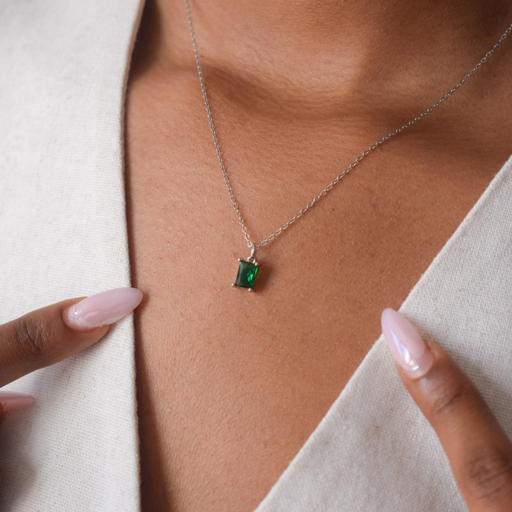 Minimalist single birthstone necklace in sterling silver – custom gift for mom or daughter